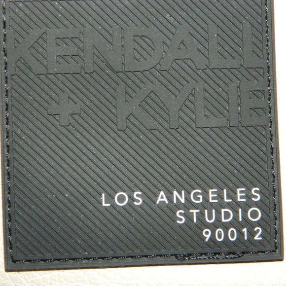 Kendall + Kylie Los Angeles Studio 90012 Small Tan Faux Leather Cosmetic… - Picture 2 of 4